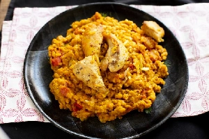 Arroz con pollo (chicken and rice)