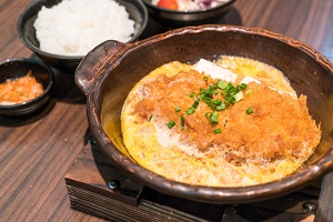 Omurice (Japanese omelet rice)
