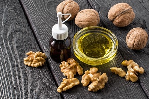 Walnut oil