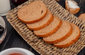 Zwieback (toasted biscuit or bread)